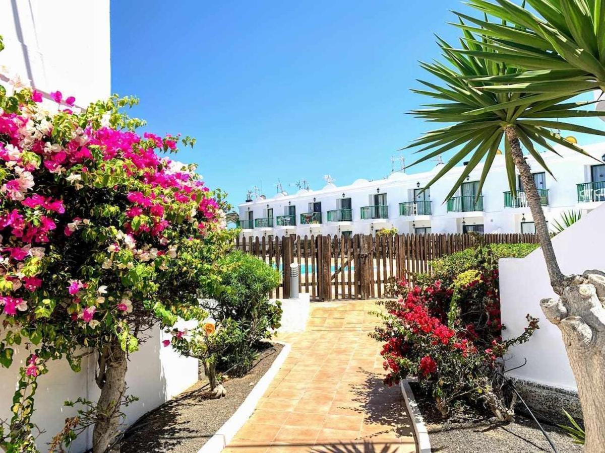 Appartement Blue Island Pool View & Wi-Fi By Irent Fuerteventura à Corralejo Extérieur photo
