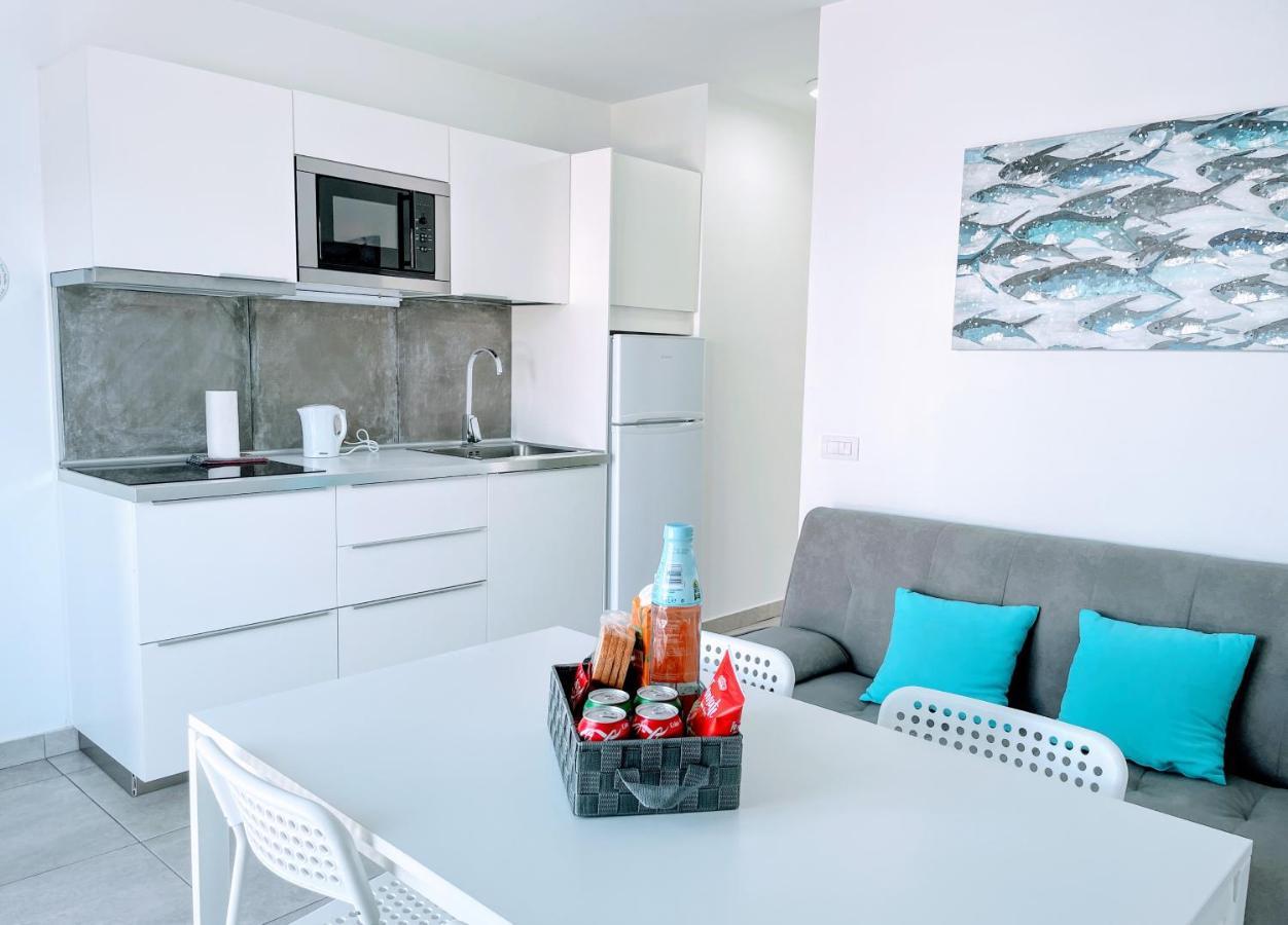 Appartement Blue Island Pool View & Wi-Fi By Irent Fuerteventura à Corralejo Extérieur photo